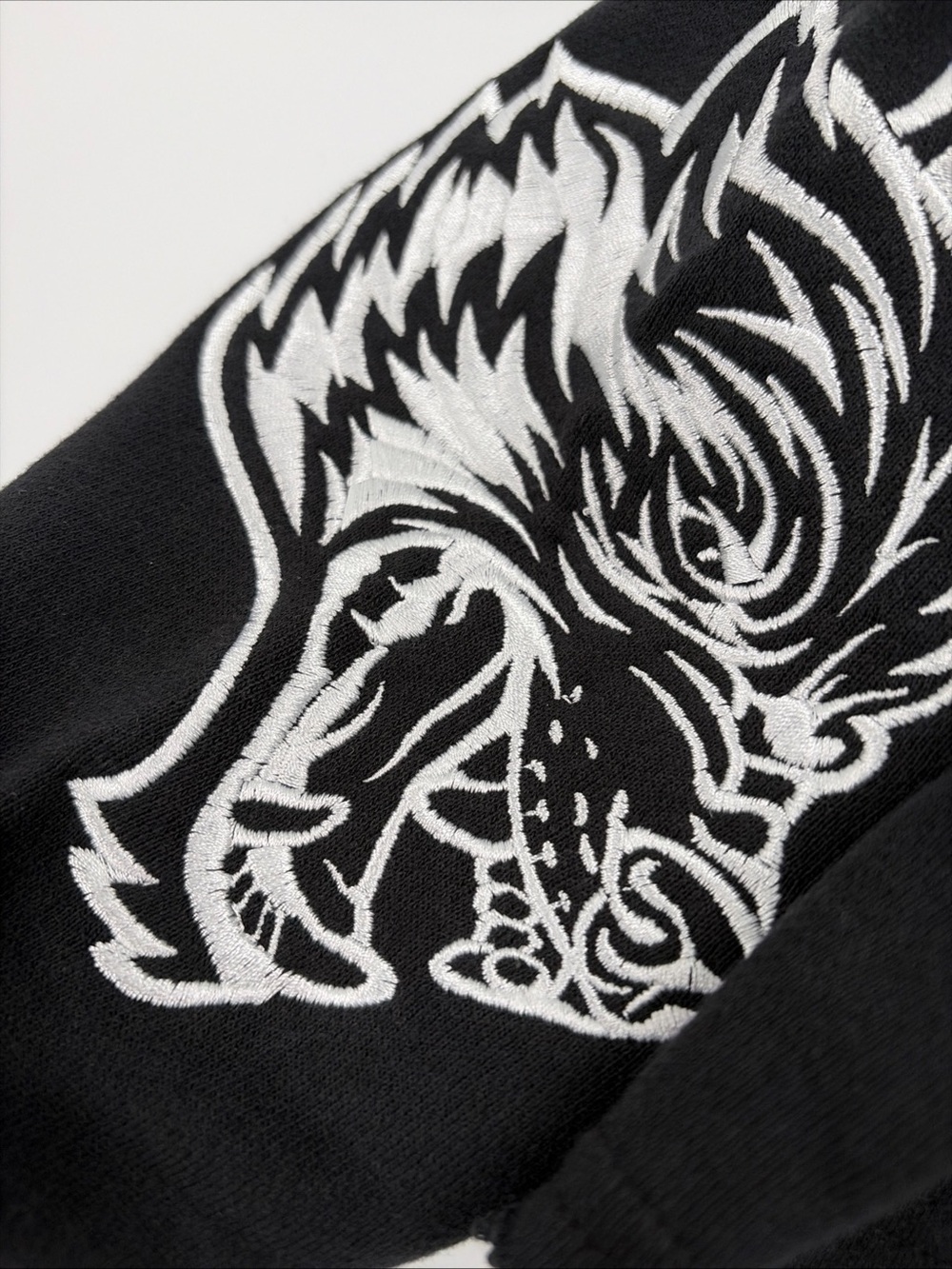 Darc Sport Life Moves Fast Hoodie Men's Embroidered Wolf Patch Size M Limited - Picture 2 of 6
